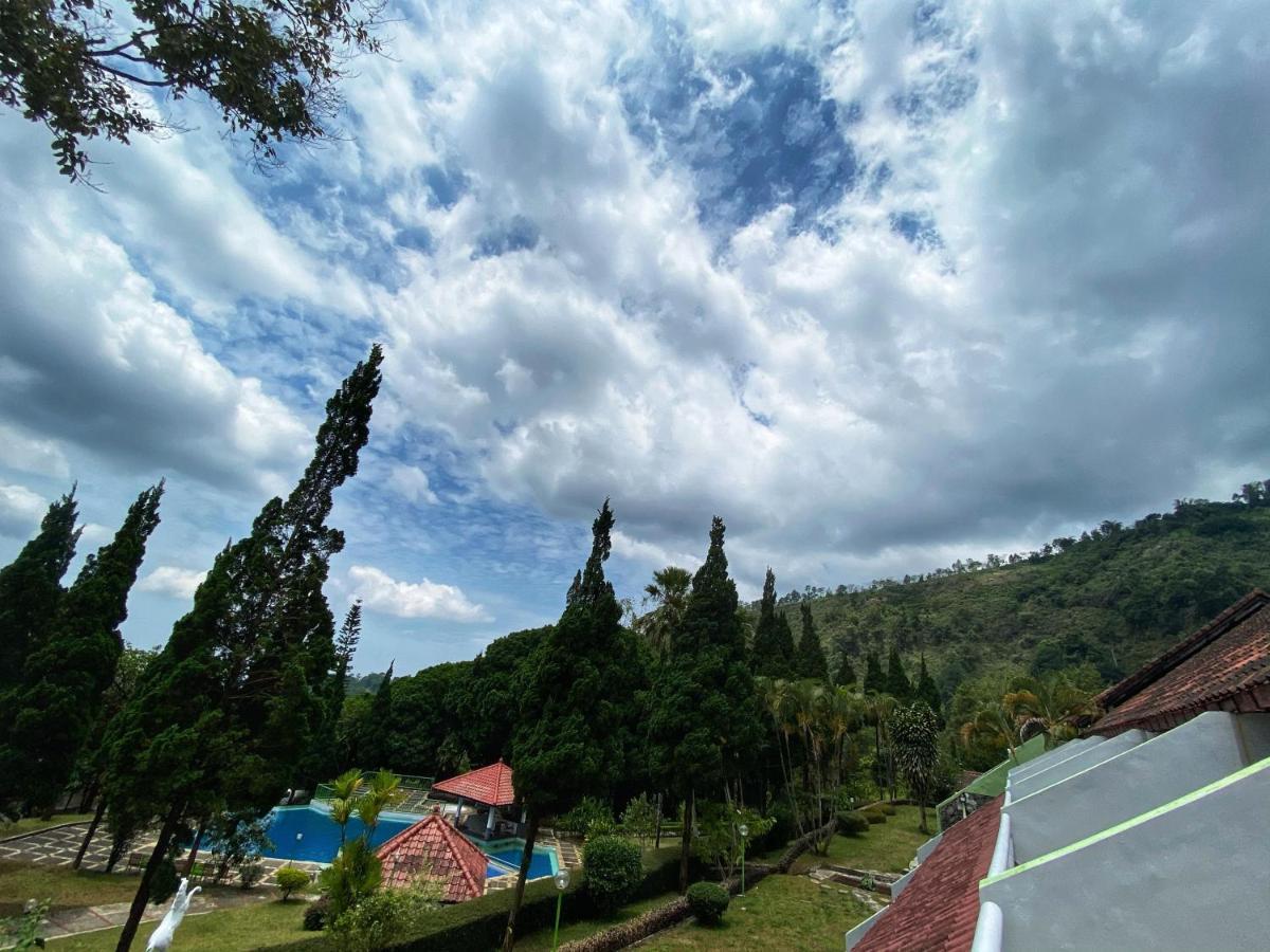 Grand Whiz Hotel Bromo Zewnętrze zdjęcie